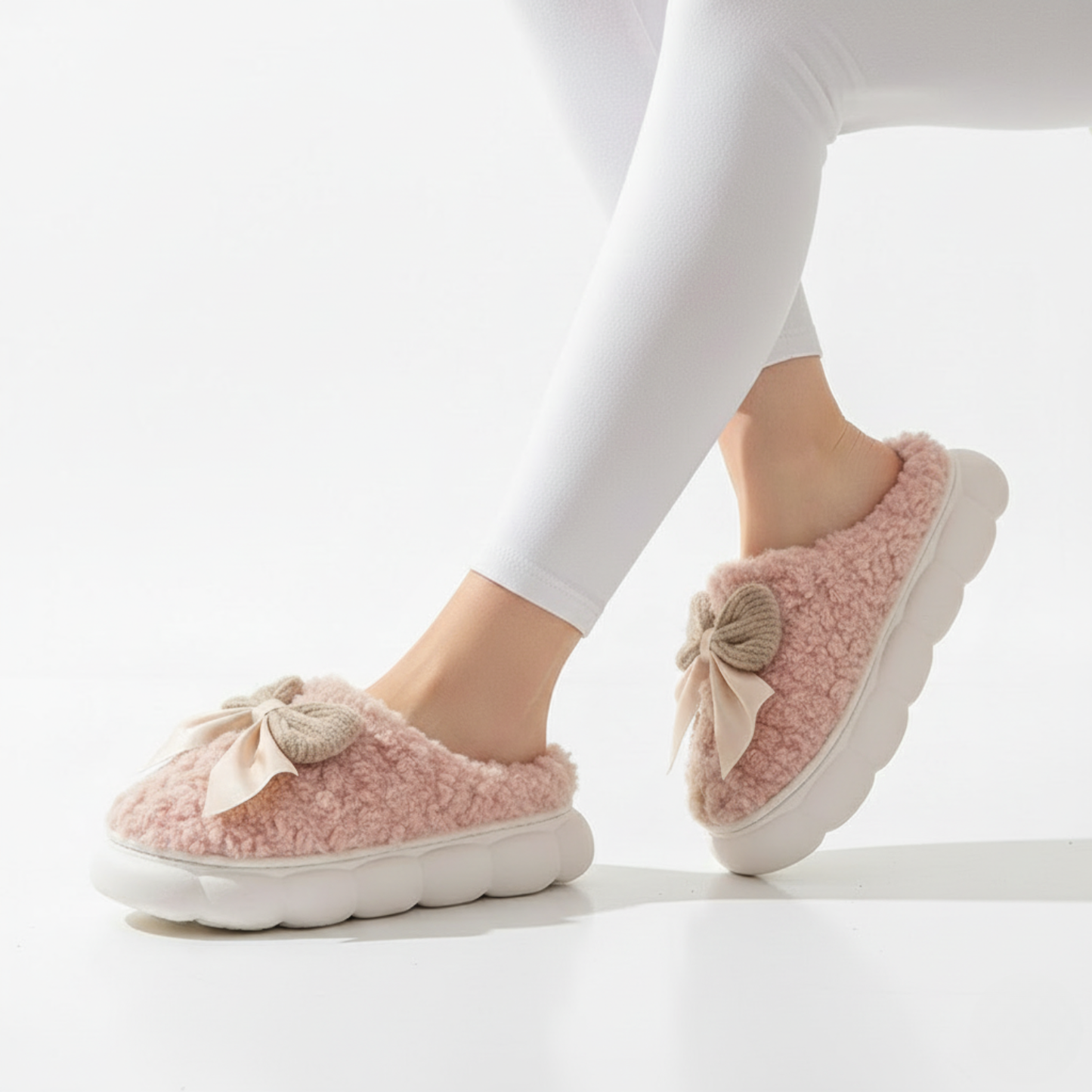 CozyGirl Women's Fuzzy Slippers