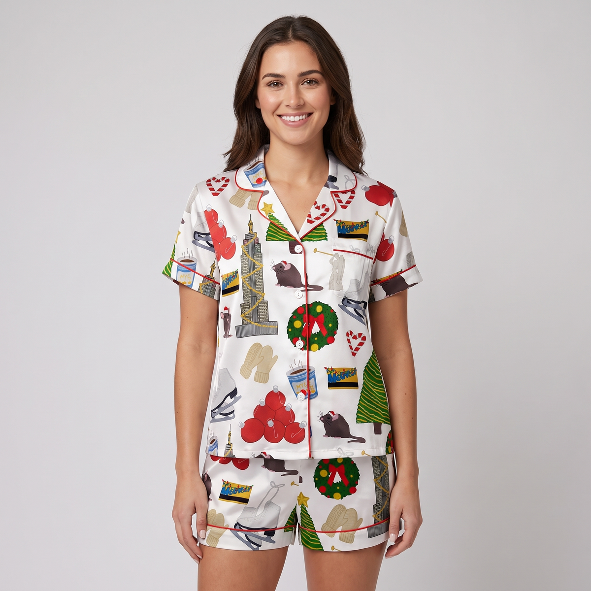 New York Icons & Wreaths Women's Pajama Set - short sleeve and shorts