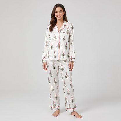 Vintage Mistletoe Women's Pajama Set - long sleeve and pants