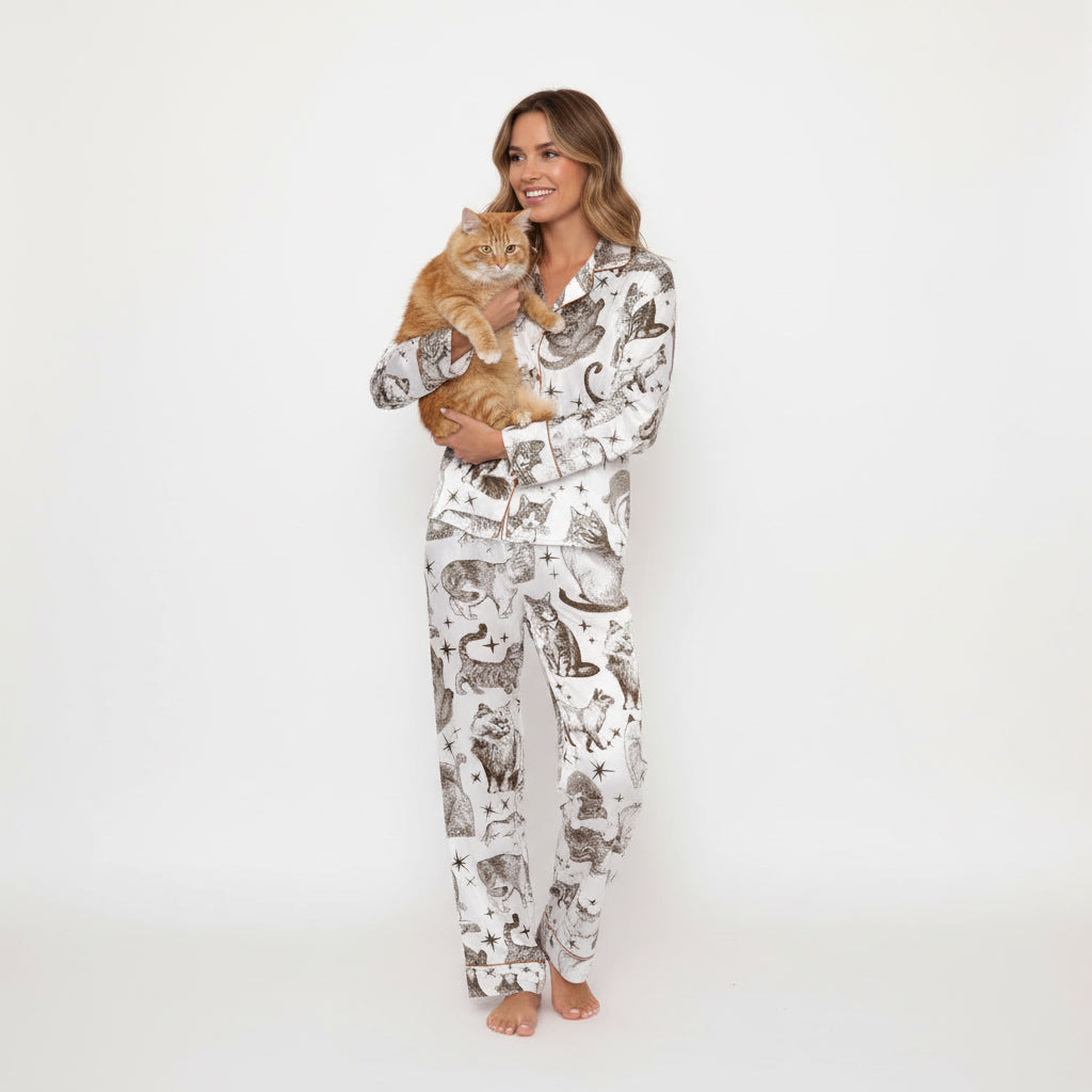 Vintage Playful Cats Women's Pajama Set